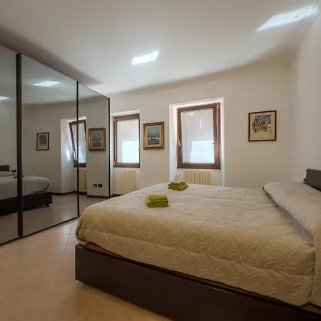 Le Rose Sul Apartment Pescate