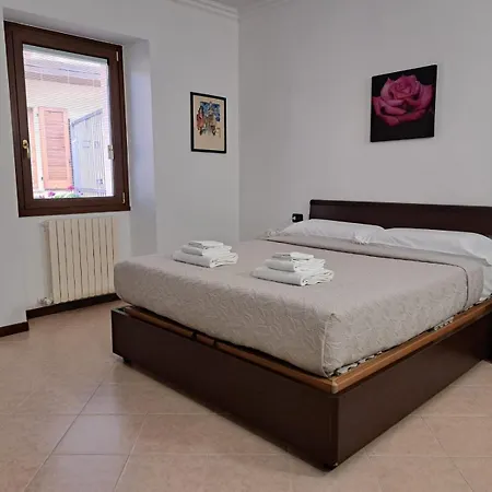 Le Rose Sul Apartment Pescate